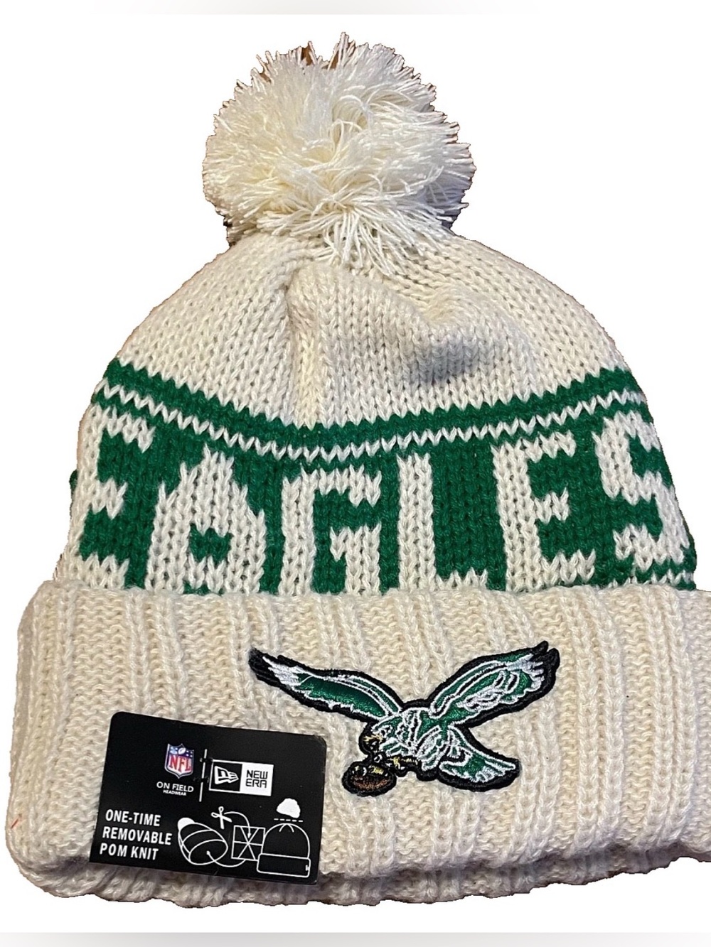 NWT New Era Retro White & Green Philadelphia Eagles Knit Pom Beanie